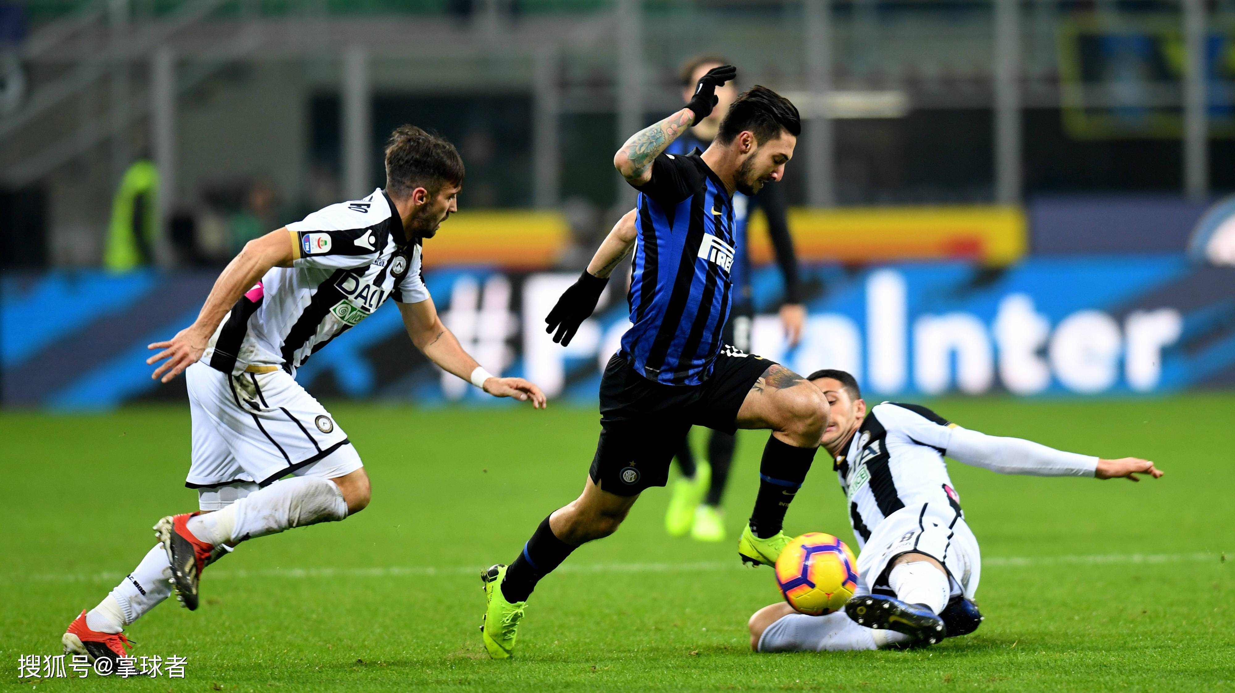 过去4年，足坛仅姆巴佩一人每年均入选FIFPro年度最佳阵容（近四年仅姆巴佩连续入选FIFPro年度最佳阵容）