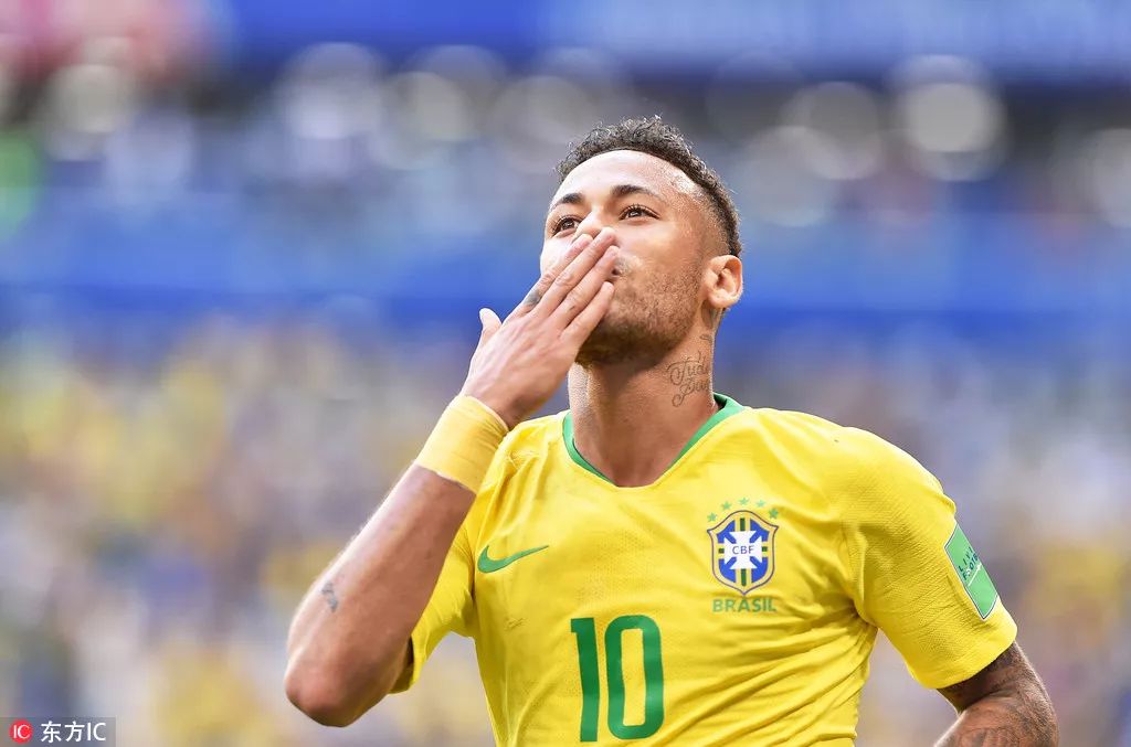 罗马诺：在内马尔遭遇重伤前，有多家俱乐部密切关注他的动态（罗马诺：内马尔重伤前，多家俱乐部持续关注其动向）